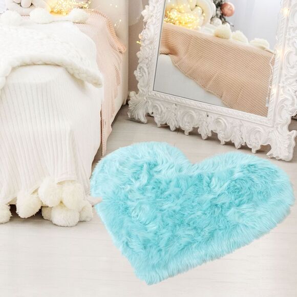 Heart Shaped Faux Fur Throw Rug Bedroom Fluffy Floor Mat Light Blue 2.3ftx3ft - Picture 2 of 6